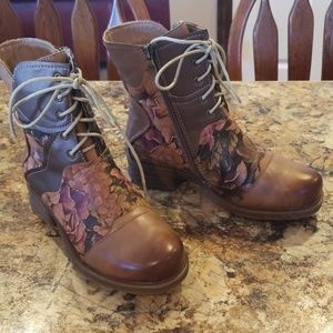 Alicia Elite leather boots